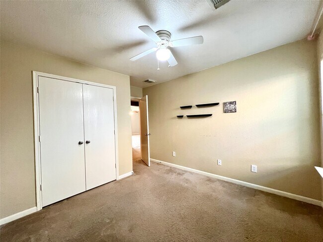 Building Photo - 16750 Bending Creek Ln