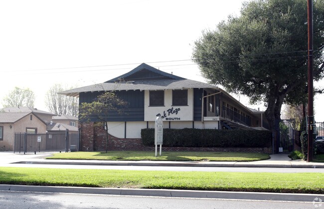 Primary Photo - Park Plaza South