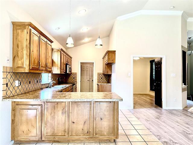 Building Photo - 516 Flora Vista Ct