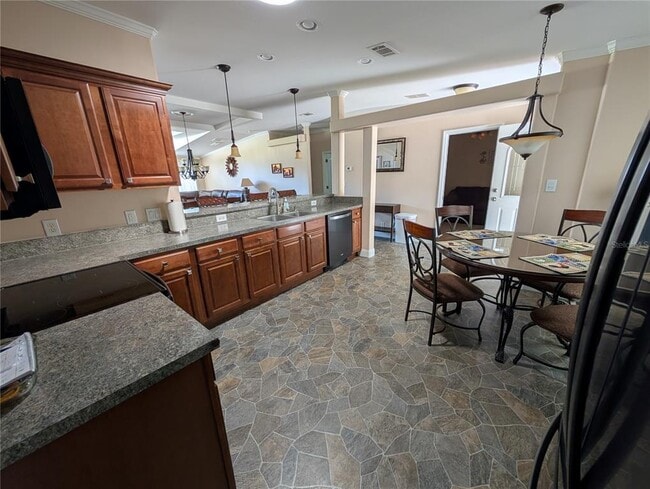 Building Photo - 38333 Callaway Blvd