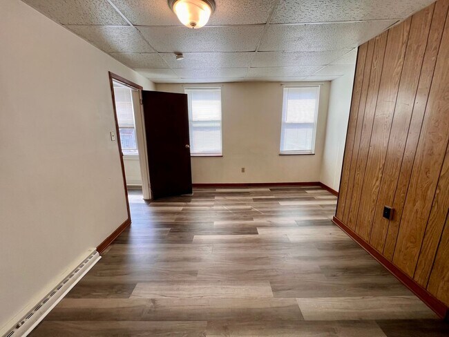 Building Photo - 1509 Hatteras St