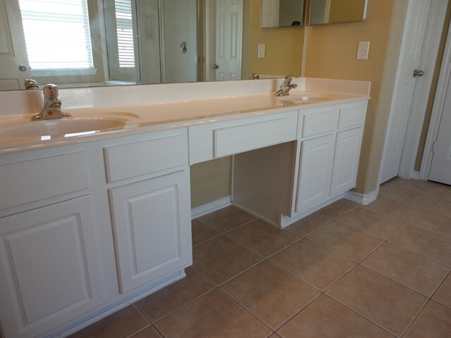 Building Photo - 18319 Fieldbluff Ln
