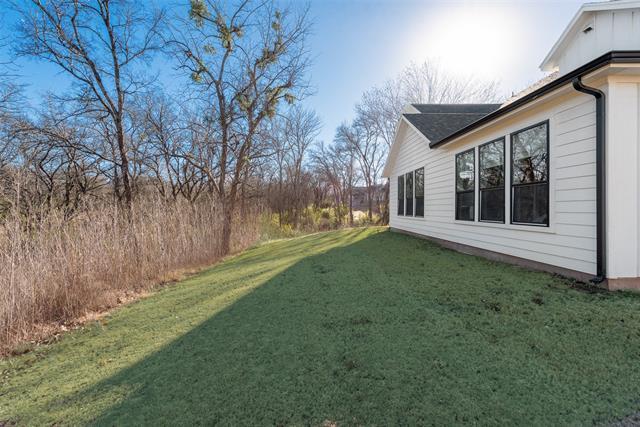 Building Photo - 421 Ridgeview Rd