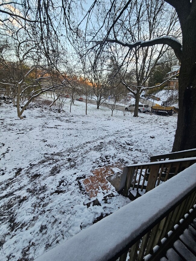 Building Photo - 430 Venture St