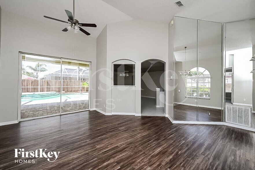 Building Photo - 4318 Brooke Dr