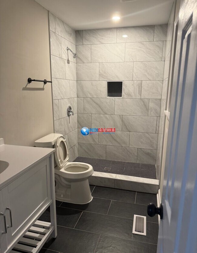 Building Photo - Newly renovated ranch near Norris Lake in Snellville