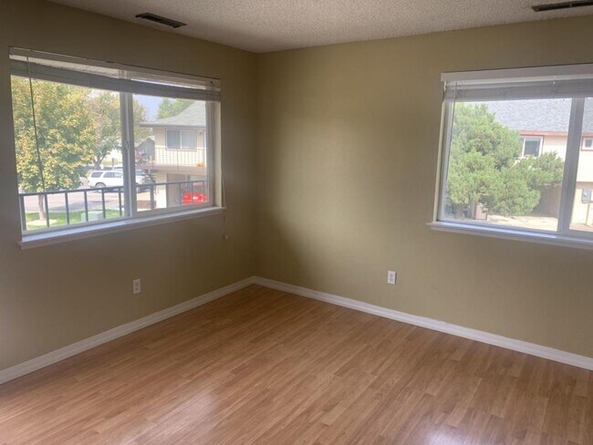 Building Photo - 2113 S Colorado Ave