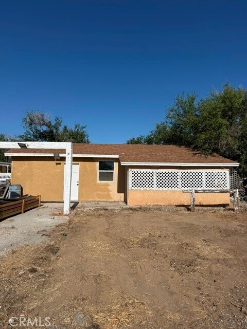 Building Photo - 16100 Navajo Rd
