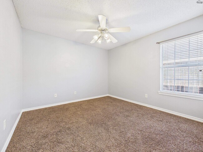 Building Photo - 5411 Prairie Lace Ln