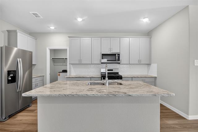 Building Photo - 503 Willet Dr