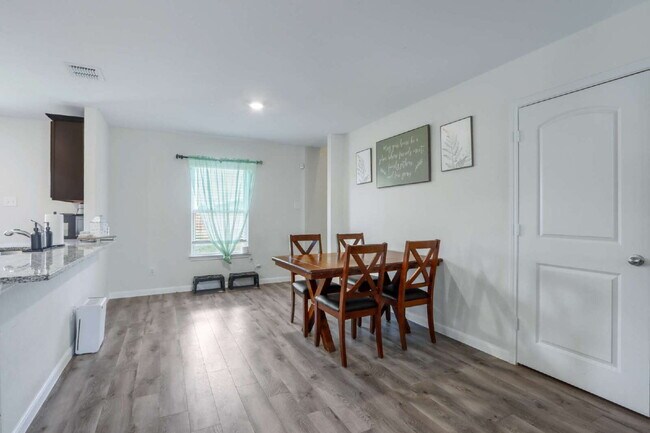 Building Photo - ASK ABOUT FREE APPLICATION FEES THROUGH AUGUST!  PRICE REDUCED!! Landscaping Included! Charming 3...