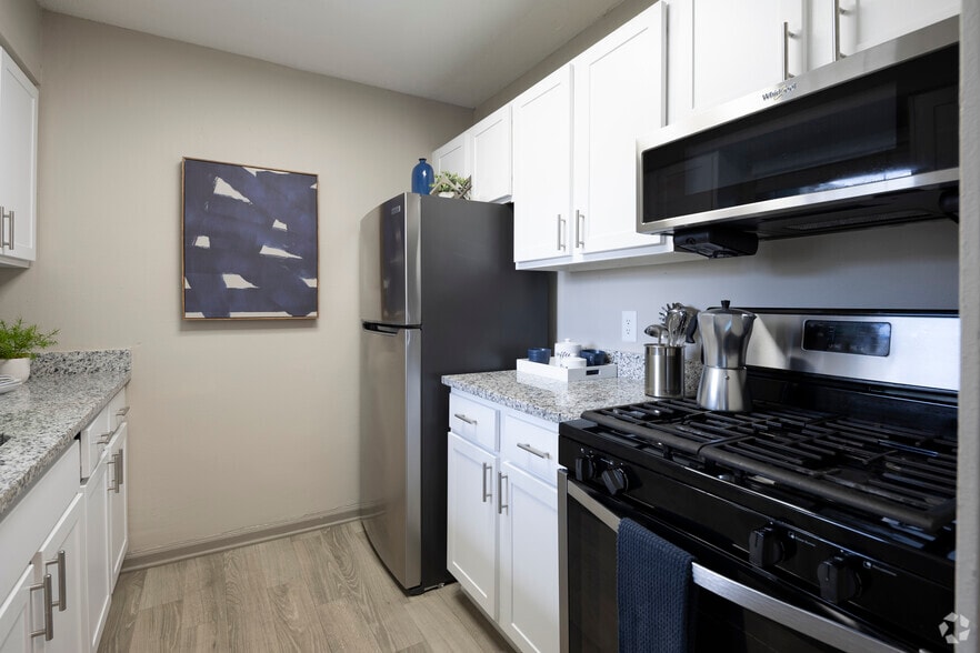 2Br, 2BA Model - 1,160SF - Kitchen - The Palmer on Washington