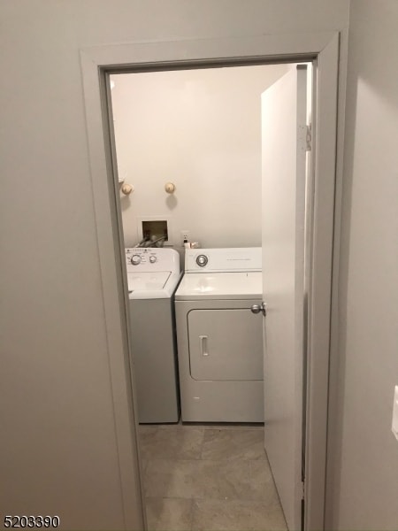 Building Photo - 1814 Spruce Hills Dr