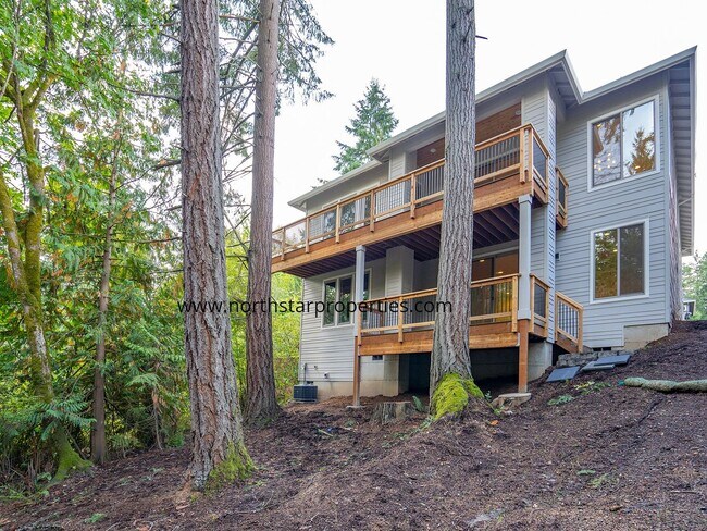 Building Photo - Tranquil Elevated Design in Tigard