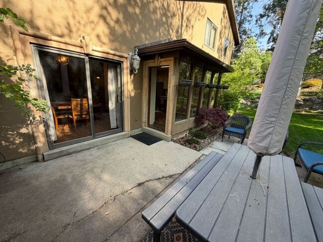 Building Photo - Beautiful Bountiful Home Near Temple & Mueller Park – Prime Location