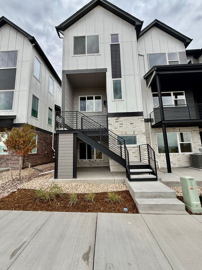 Building Photo - Brand New Construction – 2 Bed / 2.5 Bath ...