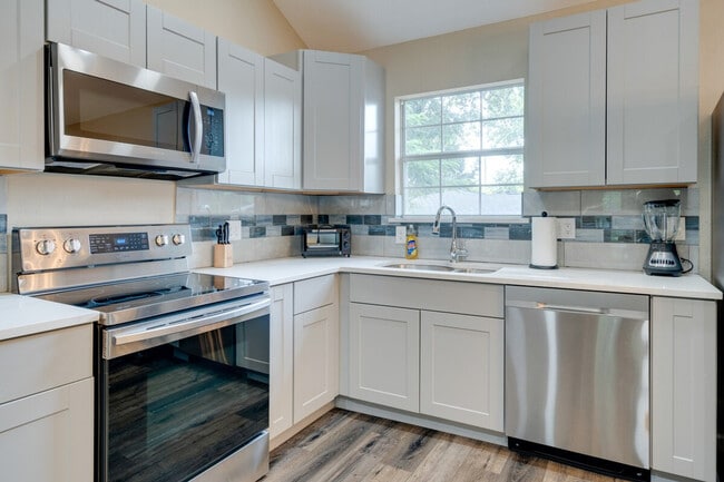 Building Photo - 2609 Wheless Ln