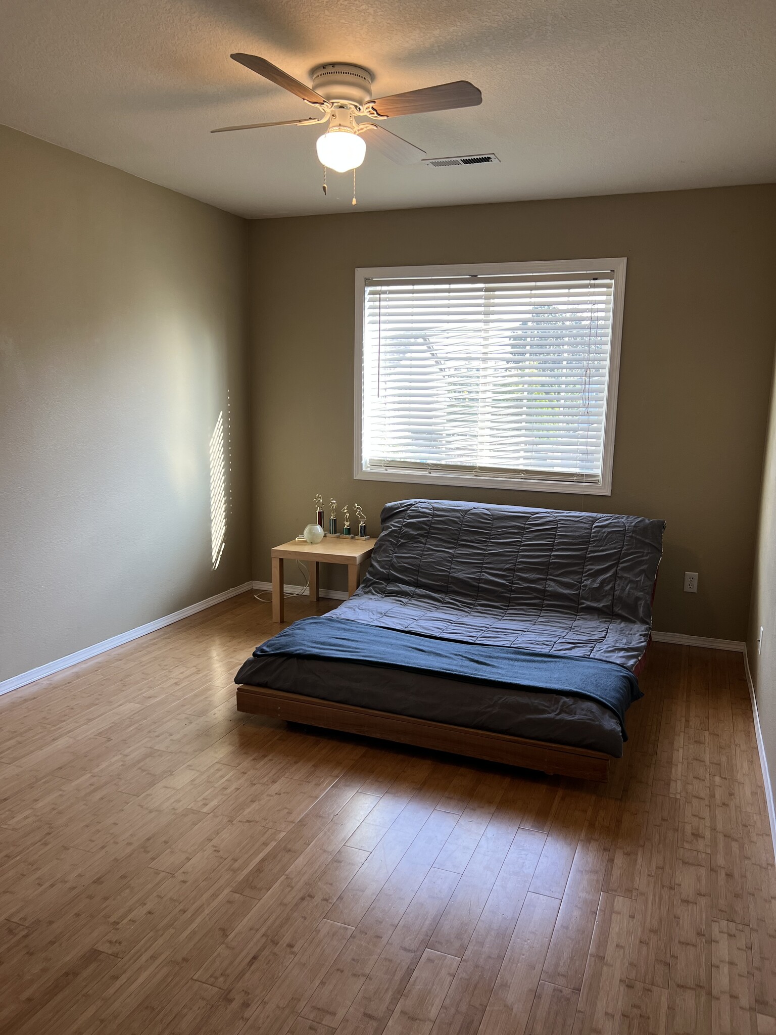 Bedroom 3 - 2185 N P St