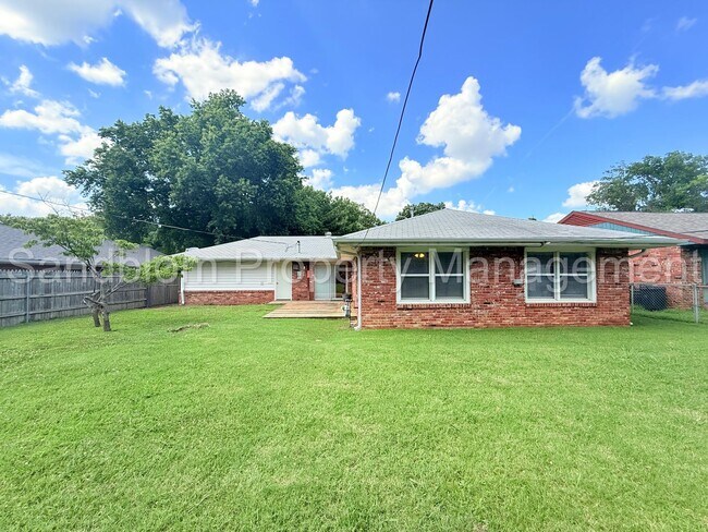 Building Photo - FOR LEASE | Midtown Tulsa | Available NOW!
