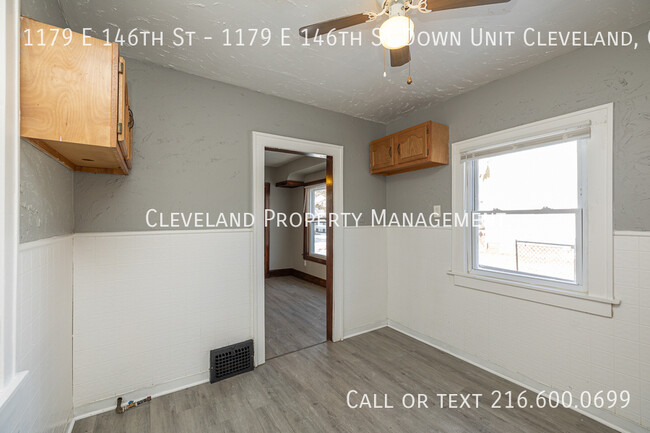 Building Photo - Renovated Cleveland Duplex