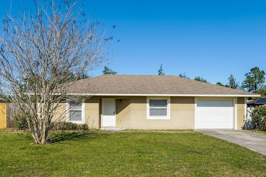 Primary Photo - 3164 Covington Dr N