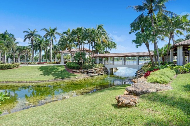 Building Photo - 10730 NW 66th St