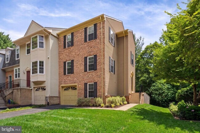 Building Photo - 7867 Wintercress Ln