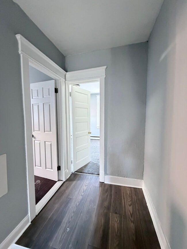 Building Photo - 106 Virginia Ave