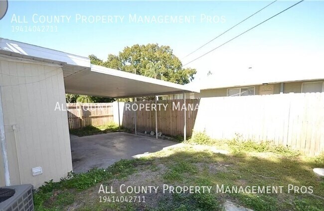 Building Photo - 616 20th Ave W