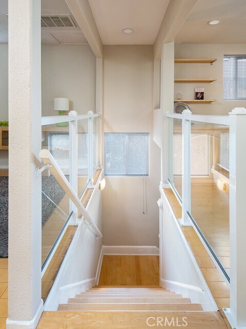 Primary Photo - 301 N Hudson Ave