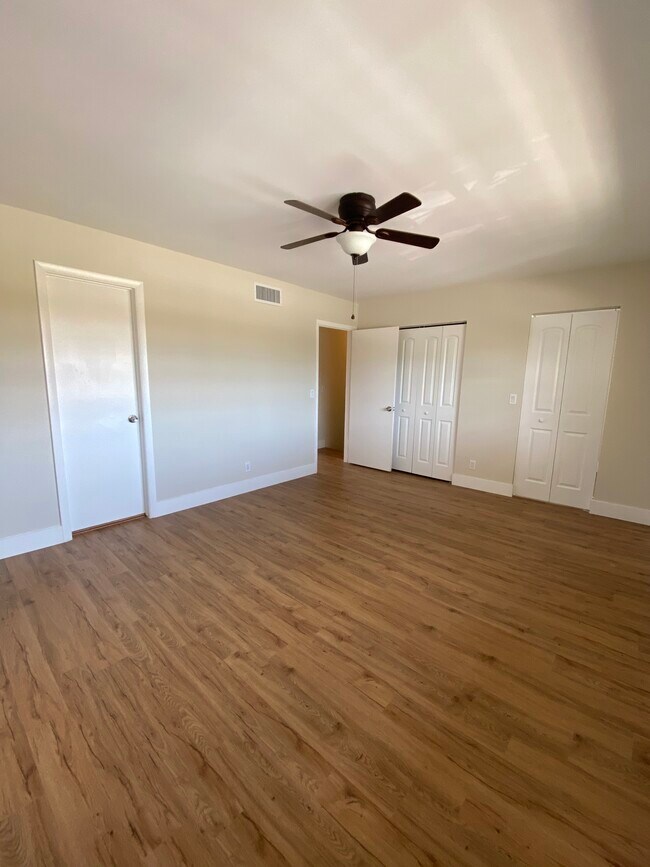 Building Photo - 1835 SW 81st Ave