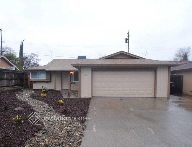 Building Photo - 5986 Marlin Cir