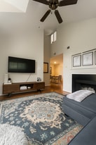 Building Photo - 2209 Sumner Green Ave