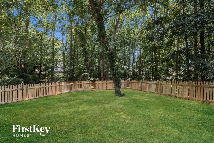 Building Photo - 2700 Teak Ct