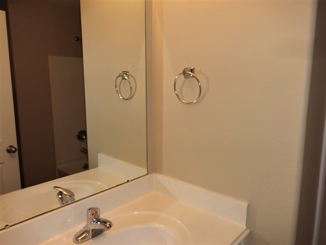 Building Photo - 3926 Cloudbluff Ln