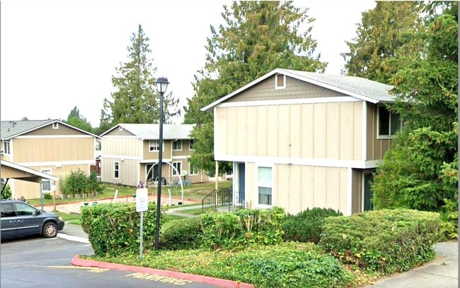 Building Photo - 2107 N Laventure Rd