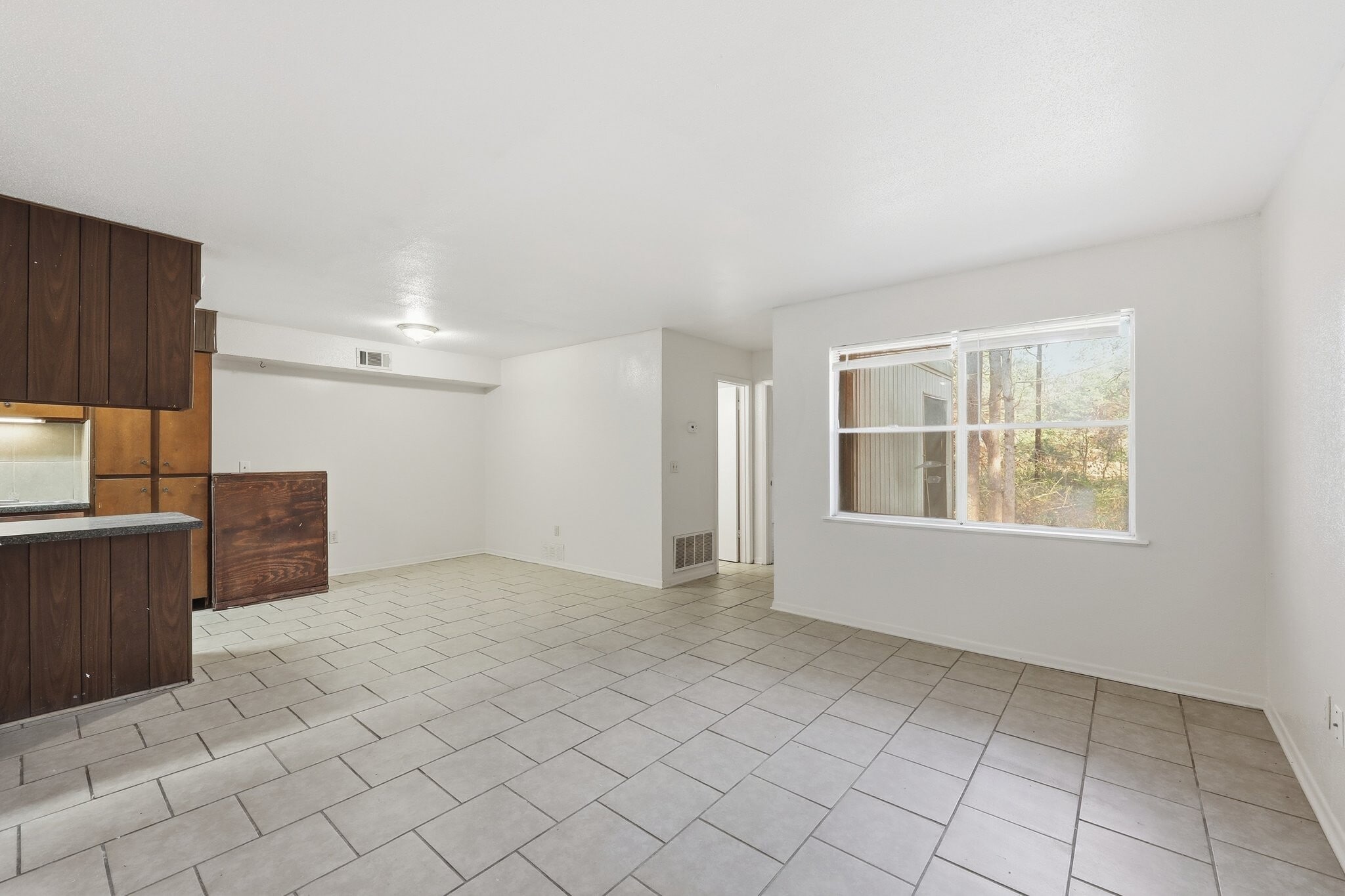 Building Photo - 801 W Gibson St