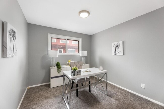 Building Photo - Miller Beach Living FREE Application Fee !