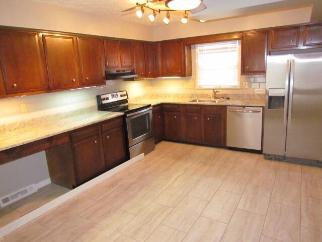 Building Photo - 3375 Moundview Ct