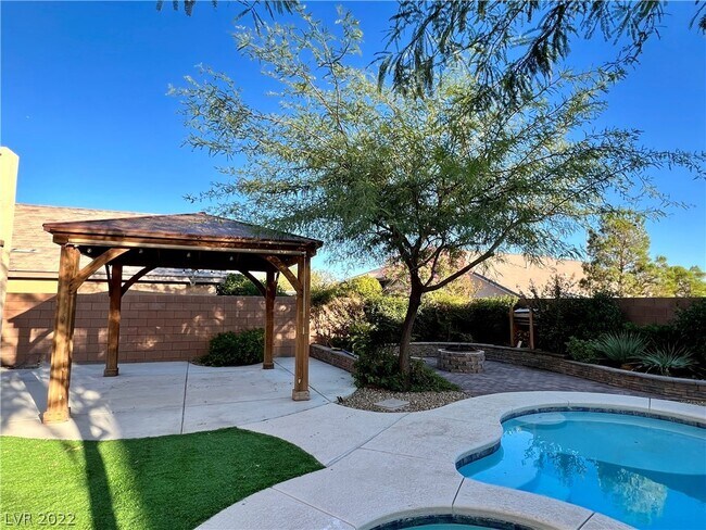 Building Photo - 10159 Meriweather Grove Ave