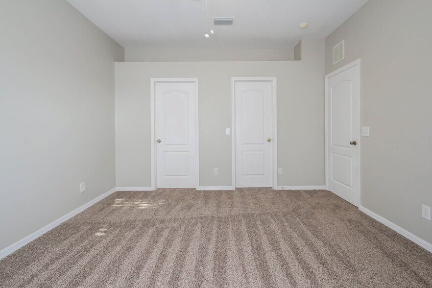 Building Photo - 6748 Monarch Park Dr