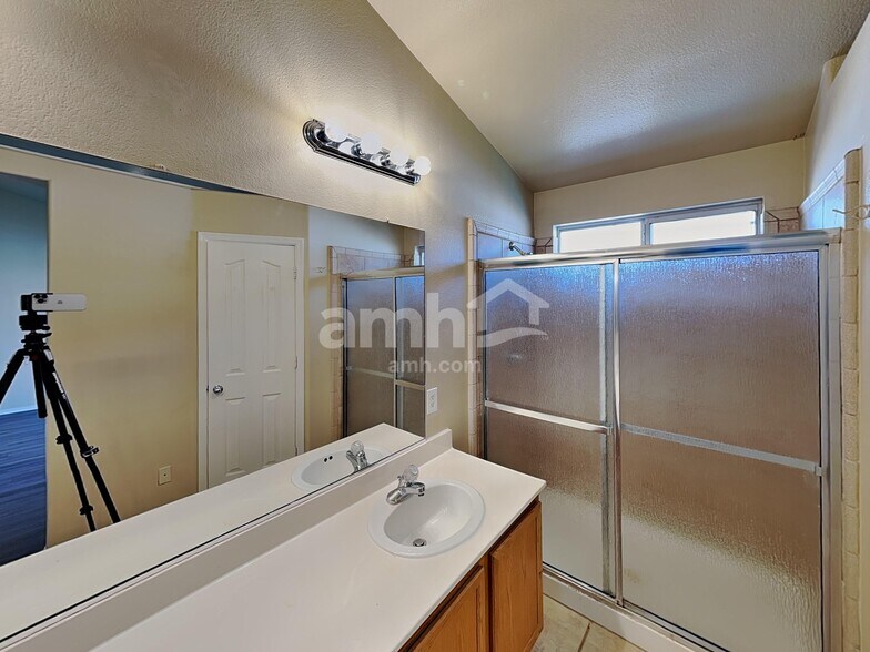 Building Photo - 1158 Toro Hills Ct