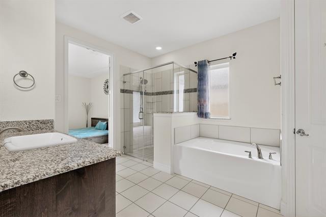 Building Photo - 151 Darian Dr