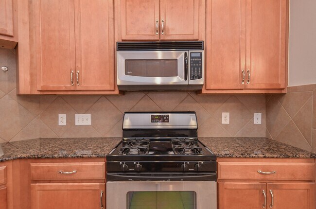 Building Photo - 4907 Trailing Clover Ct