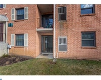 Building Photo - 3301 Valley Dr