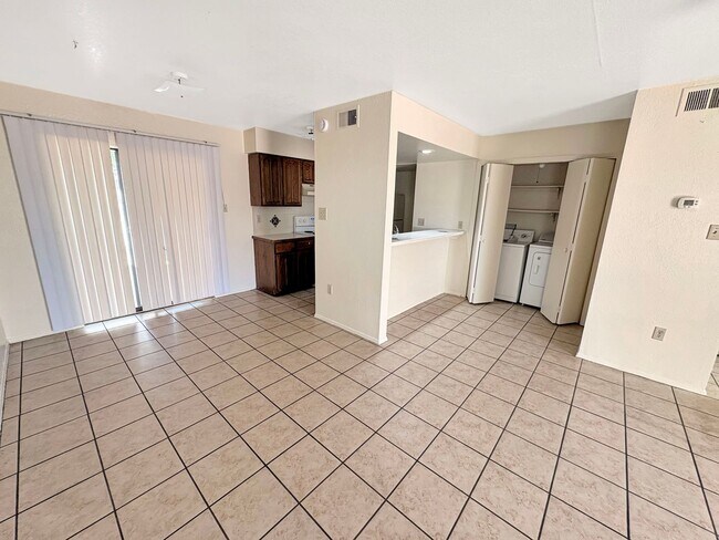 Building Photo - 4016-4022 North Calle Grande