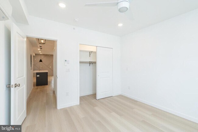 Building Photo - 2139 N 7th St