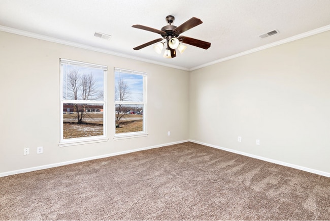 Building Photo - Spacious Two Bedroom Townhome - Available end of February