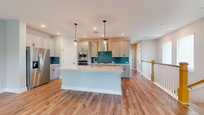 Building Photo - Stunning 3-Bedroom, 2.5-Bath Villa in The ...