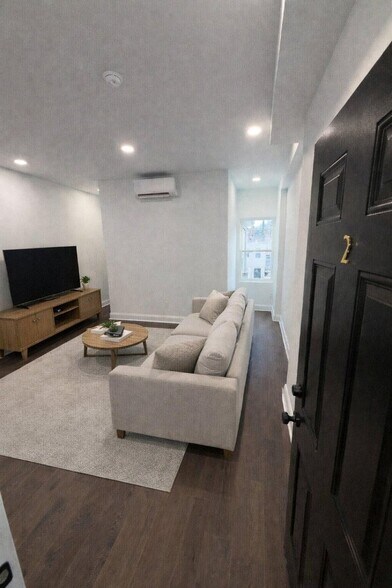 Building Photo - 2028 Druid Hill Ave